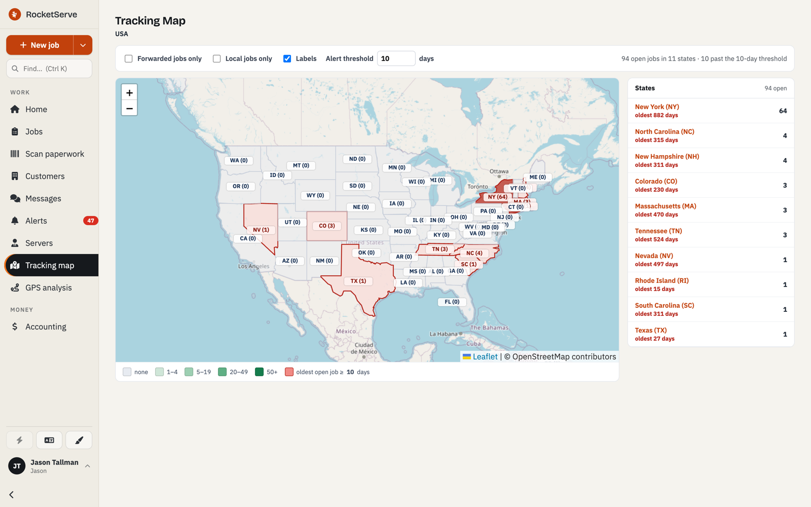 Tracking Map of the USA with a 10-day alert threshold: states past the threshold are outlined red, each state is labeled with its open job count, and a side list ranks states by open jobs with the age of the oldest.